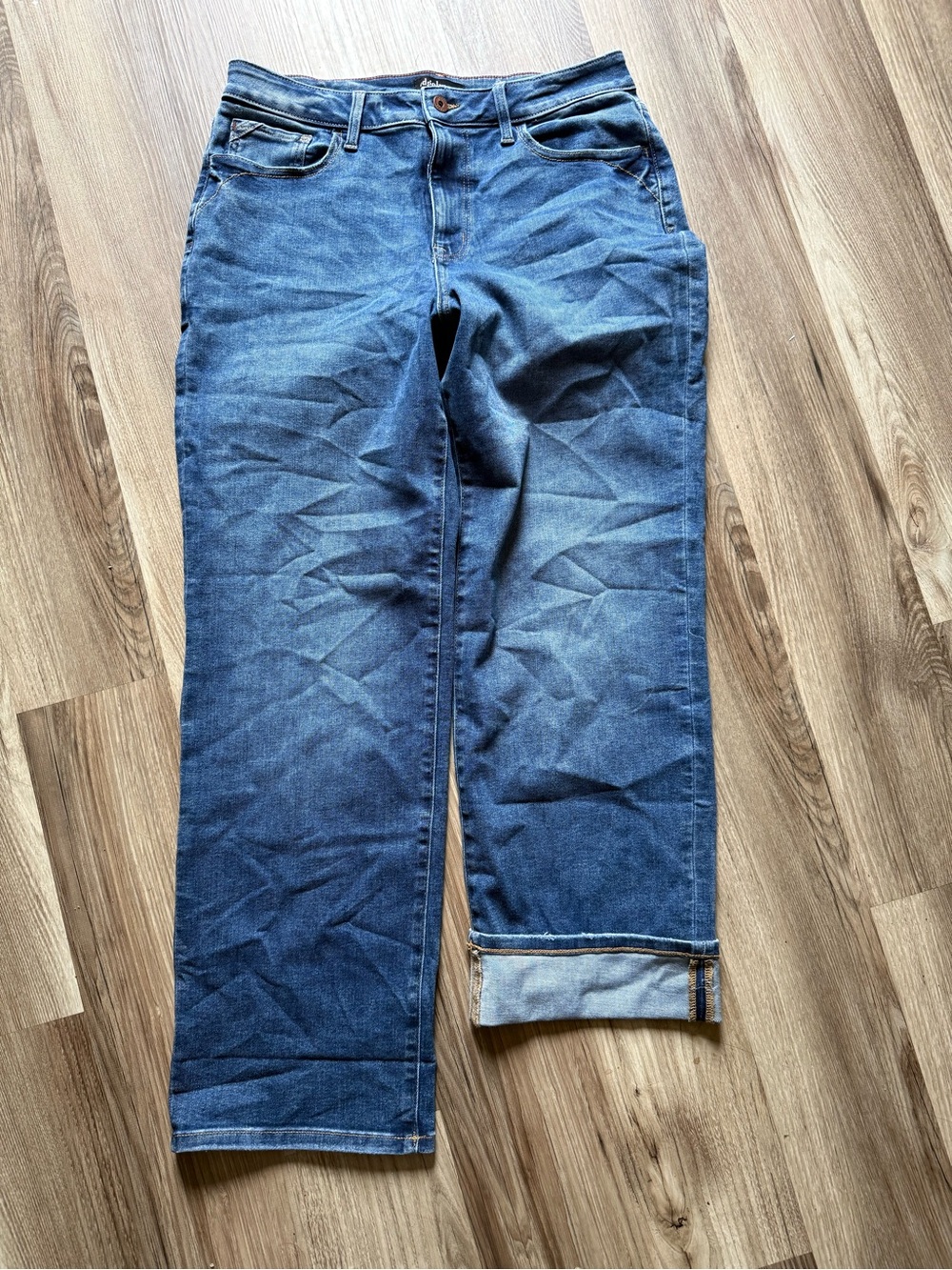 Women’s Straight-Leg Jeans in Denim Blue